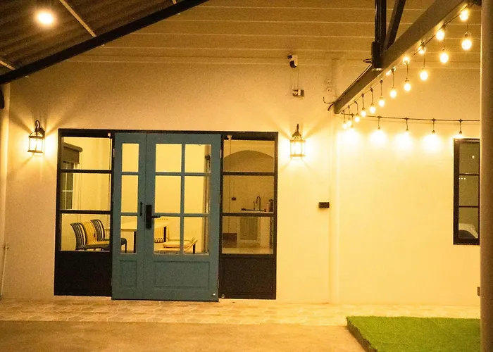 Runway Tail 145 Guest house 3*